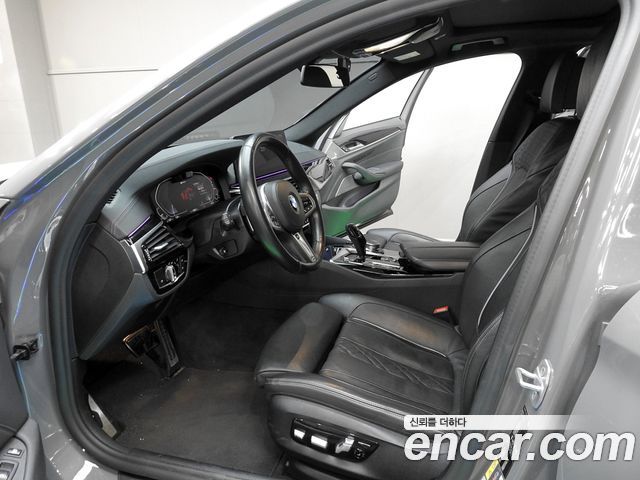 BMW 5 Series (G30) 530e M Sport 2021 — фото 15