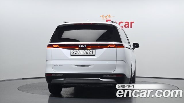 Kia Carnival (IV) Gasoline 9-Seater Signature 2023 — фото 4