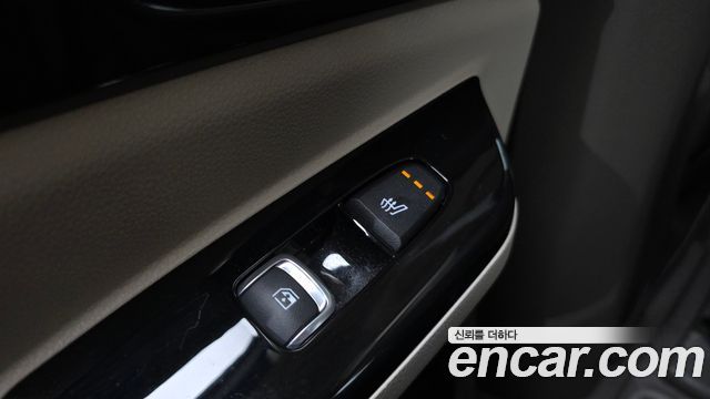 Kia Carnival (IV) Gasoline 9-Seater Signature 2023 — фото 28