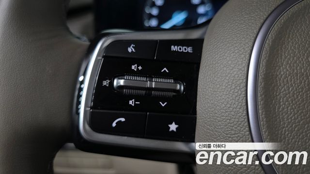 Kia Carnival (IV) Gasoline 9-Seater Signature 2023 — фото 31