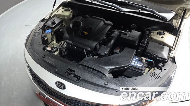 Kia K5 (II) 2.0 MX Prestige 2016 — фото 6