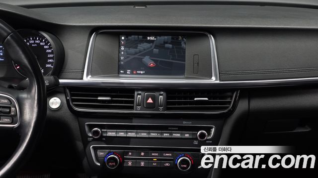 Kia K5 (II) 2.0 MX Prestige 2016 — фото 14