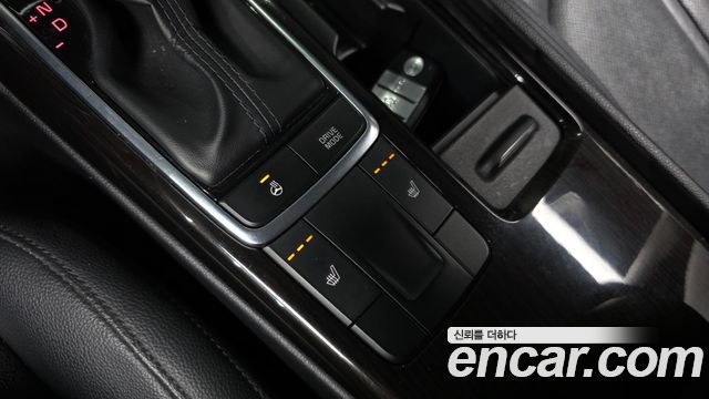 Kia K5 (II) 2.0 MX Prestige 2016 — фото 16