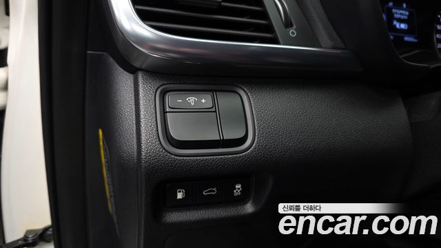 Kia K5 (II) 2.0 MX Prestige 2016 — фото 19