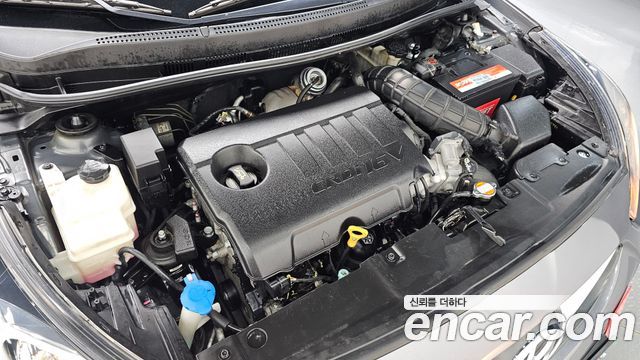 Hyundai Accent (New) Diesel WIT 1.6 VGT Premier 2012 — фото 6