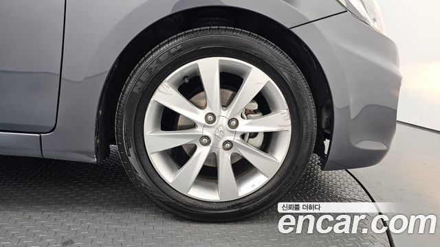 Hyundai Accent (New) Diesel WIT 1.6 VGT Premier 2012 — фото 21