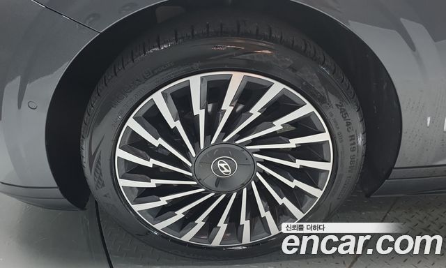 Hyundai Grandeur Hybrid (GN7) Calligraphy 2025 — фото 5
