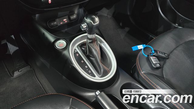 Kia Soul 1.6 GDi Prestige 2017 — фото 9