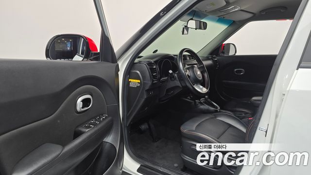Kia Soul 1.6 GDi Prestige 2017 — фото 10