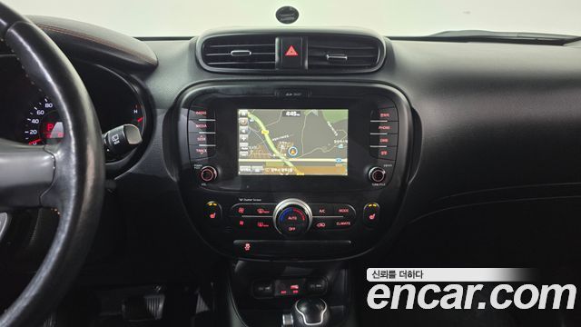 Kia Soul 1.6 GDi Prestige 2017 — фото 13