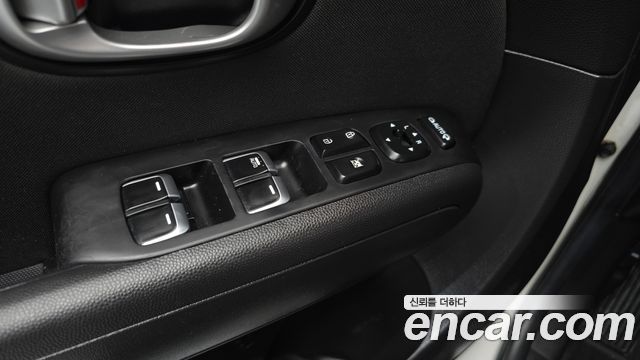 Kia Soul 1.6 GDi Prestige 2017 — фото 29