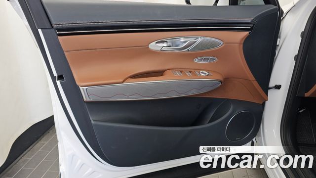 Genesis GV70 2.5T Gasoline AWD 2021 — фото 24