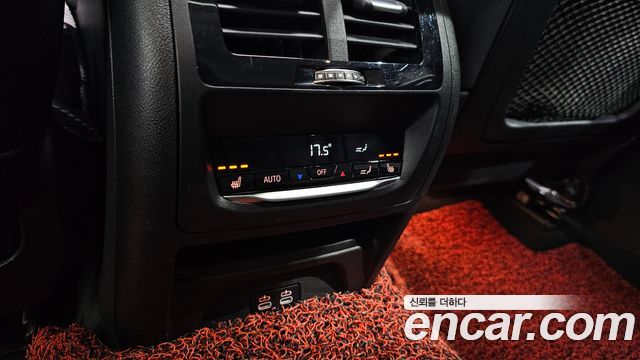 BMW X4 (G02) xDrive20i xLine 2021 — фото 19