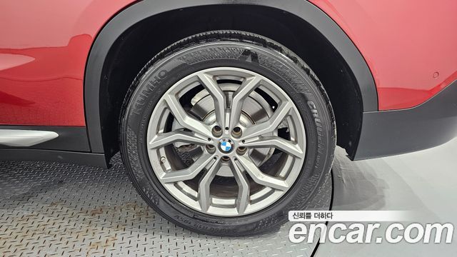 BMW X4 (G02) xDrive20i xLine 2021 — фото 21