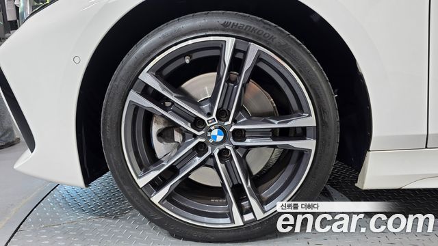 BMW 1 Series (F40) 120i M Sports 2022 — фото 5