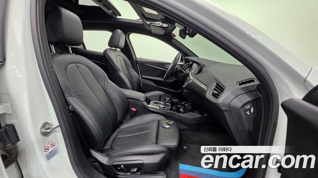 BMW 1 Series (F40) 120i M Sports 2022 — фото 10