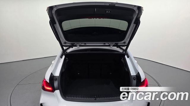 BMW 1 Series (F40) 120i M Sports 2022 — фото 18