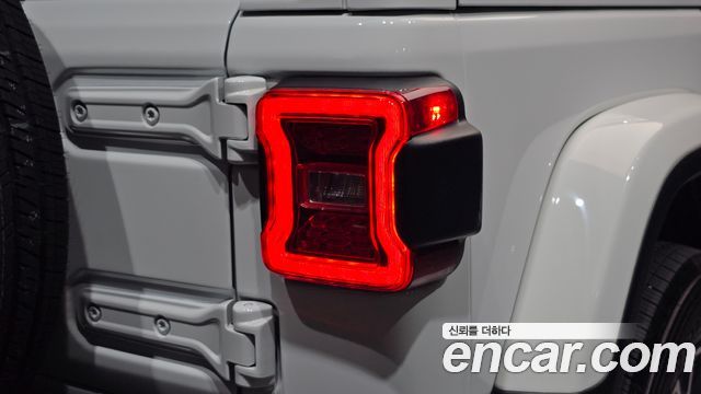 Jeep Wrangler (JL) 2.0 Sahara Power Top 4Door 2024 — фото 23