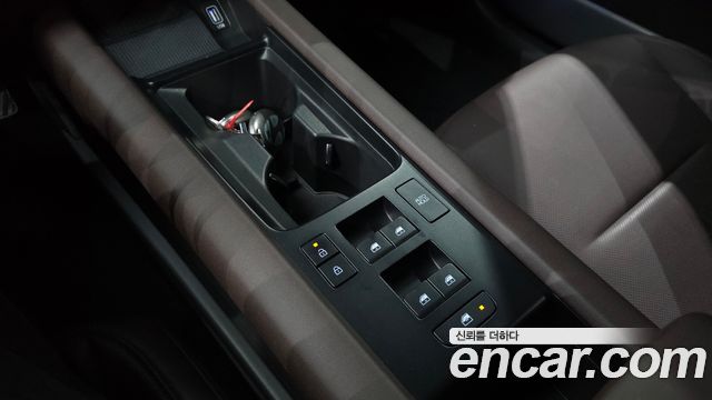 Hyundai Ioniq 6 Long Range AWD Exclusive + 2023 — фото 20