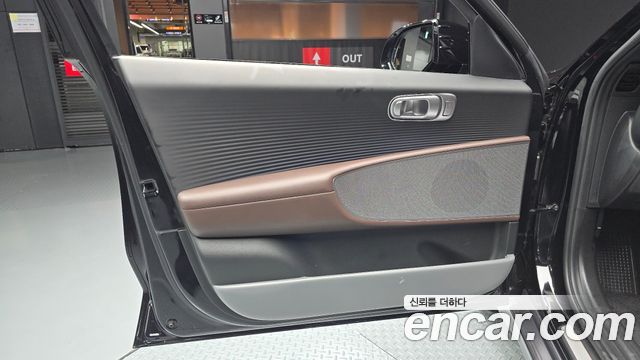 Hyundai Ioniq 6 Long Range AWD Exclusive + 2023 — фото 24