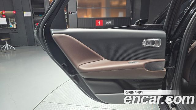 Hyundai Ioniq 6 Long Range AWD Exclusive + 2023 — фото 25