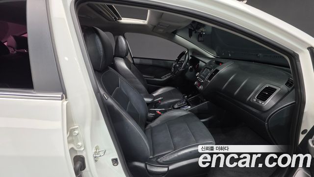Kia K3 Prestige 2017 — фото 10