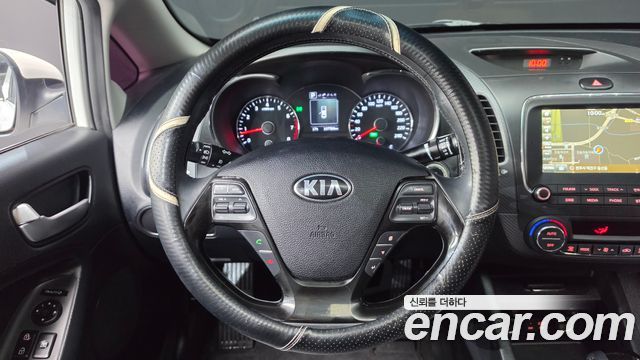 Kia K3 Prestige 2017 — фото 14