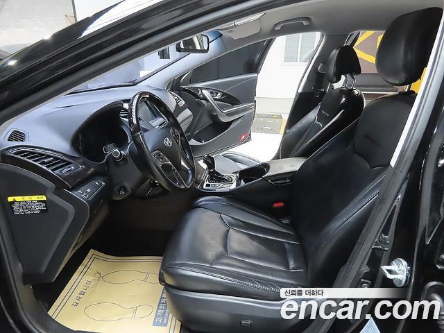 Hyundai Grandeur (HG) HG240 Modern 2014 — фото 10
