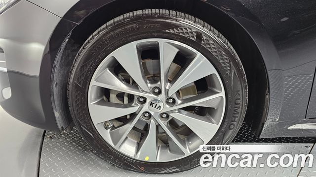 Kia K5 (II) 2.0 MX Signature 2017 — фото 5