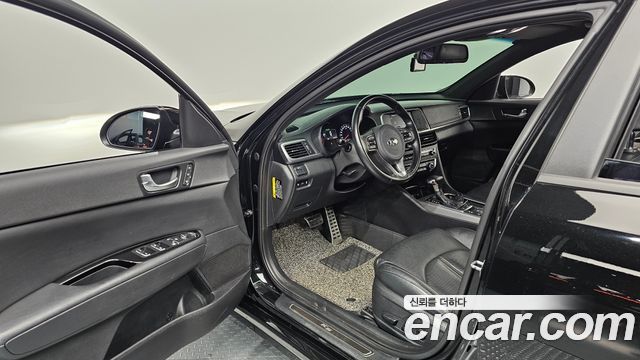 Kia K5 (II) 2.0 MX Signature 2017 — фото 10