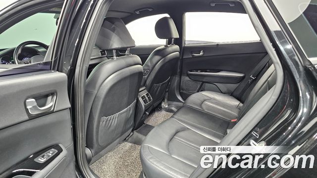 Kia K5 (II) 2.0 MX Signature 2017 — фото 12