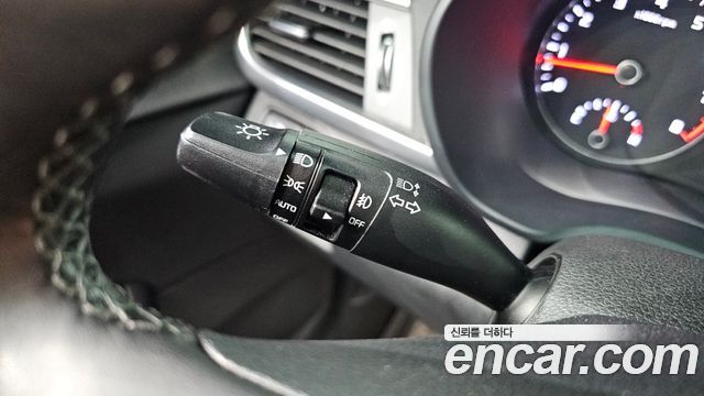 Kia K5 (II) 2.0 MX Signature 2017 — фото 20