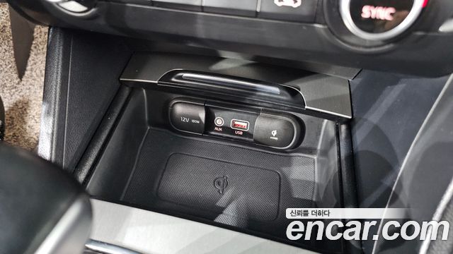 Kia K5 (II) 2.0 MX Signature 2017 — фото 29