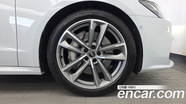 Audi A7 (4K) 55 TFSI Quattro Premium 2020 — фото 27