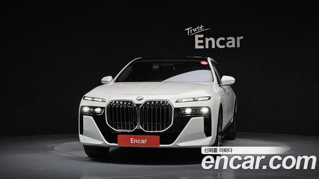 BMW 7 Series (G70) 740d xDrive M Sport 2025 — фото 3