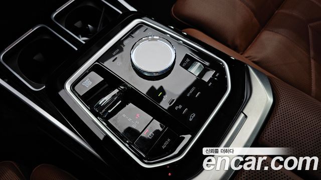BMW 7 Series (G70) 740d xDrive M Sport 2025 — фото 9
