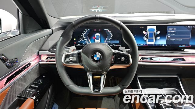 BMW 7 Series (G70) 740d xDrive M Sport 2025 — фото 12