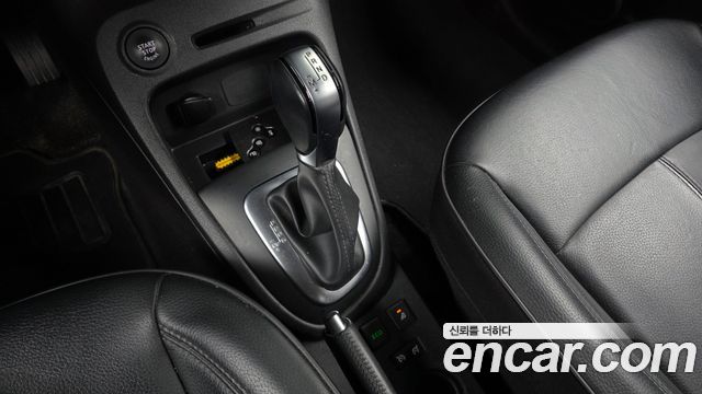 Renault Korea QM3 RE 2019 — фото 9