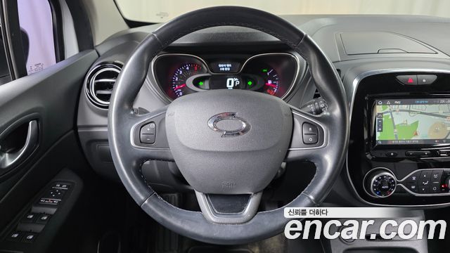 Renault Korea QM3 RE 2019 — фото 13