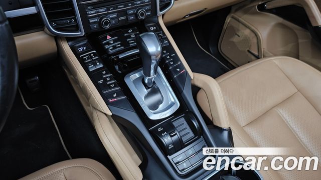 Porsche Cayenne 3.0 Diesel Platium Edition 958 2014 — фото 9