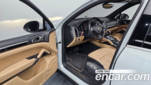 Porsche Cayenne 3.0 Diesel Platium Edition 958 2014 — фото 10