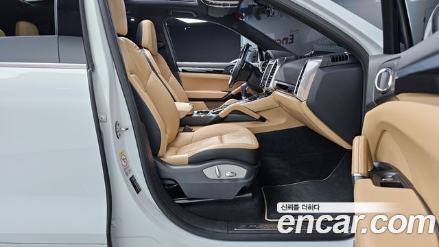Porsche Cayenne 3.0 Diesel Platium Edition 958 2014 — фото 11