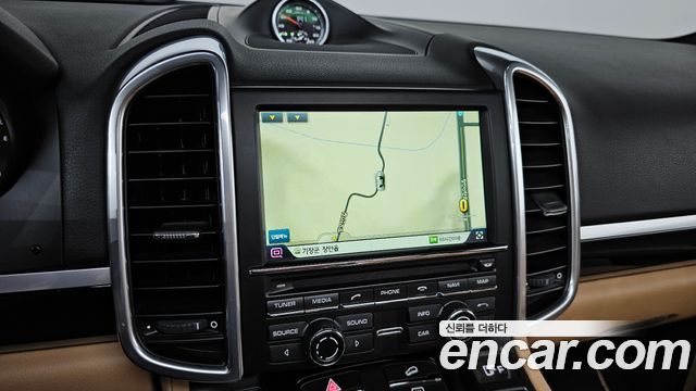 Porsche Cayenne 3.0 Diesel Platium Edition 958 2014 — фото 15