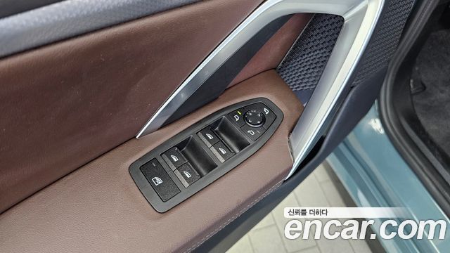 BMW iX1 (U11) xDrive 30 M Sport 2024 — фото 36