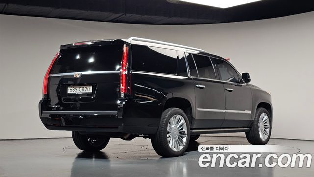 Cadillac Escalade 6.2 ESV 4th 2019 — фото 2