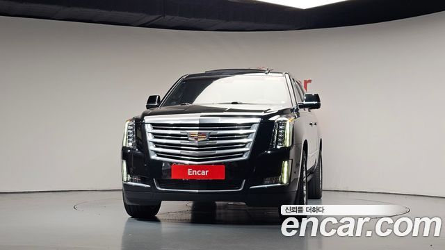 Cadillac Escalade 6.2 ESV 4th 2019 — фото 3