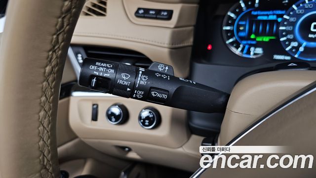 Cadillac Escalade 6.2 ESV 4th 2019 — фото 18