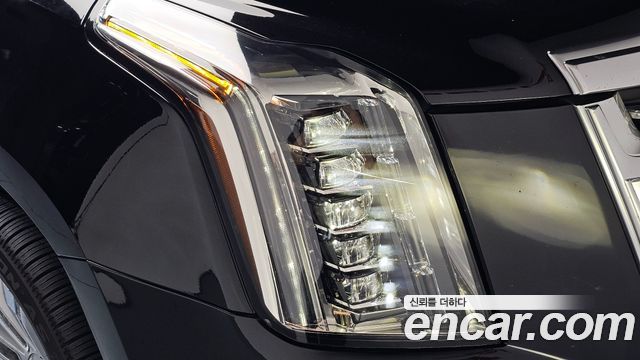 Cadillac Escalade 6.2 ESV 4th 2019 — фото 22
