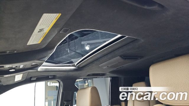 Cadillac Escalade 6.2 ESV 4th 2019 — фото 38