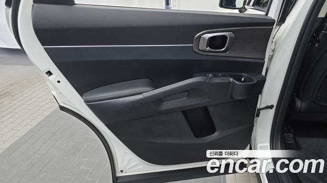 Kia Sorento (IV) Gasoline 2.5T 2WD Prestige 2024 — фото 25